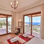 Samira & Aparts & 3* Kalkan