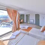Samira & Aparts & Hotel Kalkan