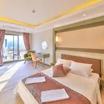 Samira & Aparts & 3* Kalkan