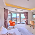 Samira & Aparts & Hotel