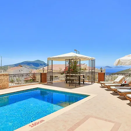 Samira & Aparts & Kalkan