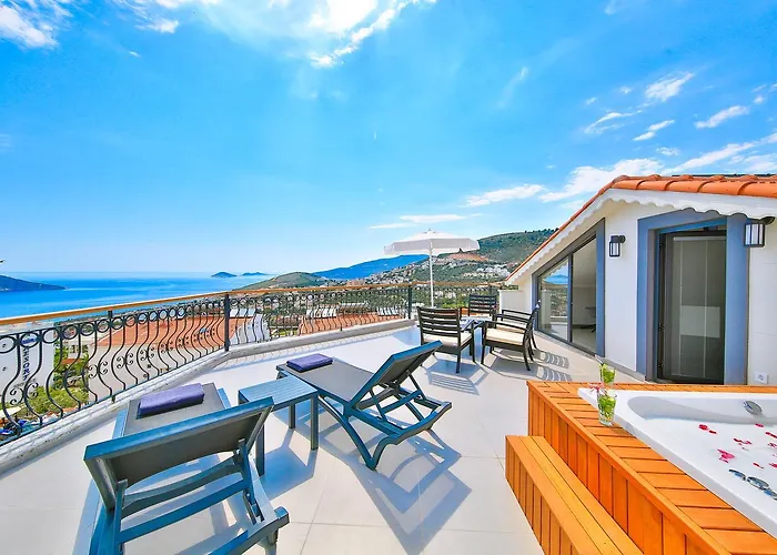 Samira & Aparts & 3*